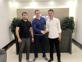 海外市场突飞猛进,俄罗斯新罗西斯克客户订购三台镭豹360炫彩型洗护一体机