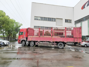 发货现场,镭翼DG仿形高压无接触洗车机发往浙江省江山市完美香车汽车服务