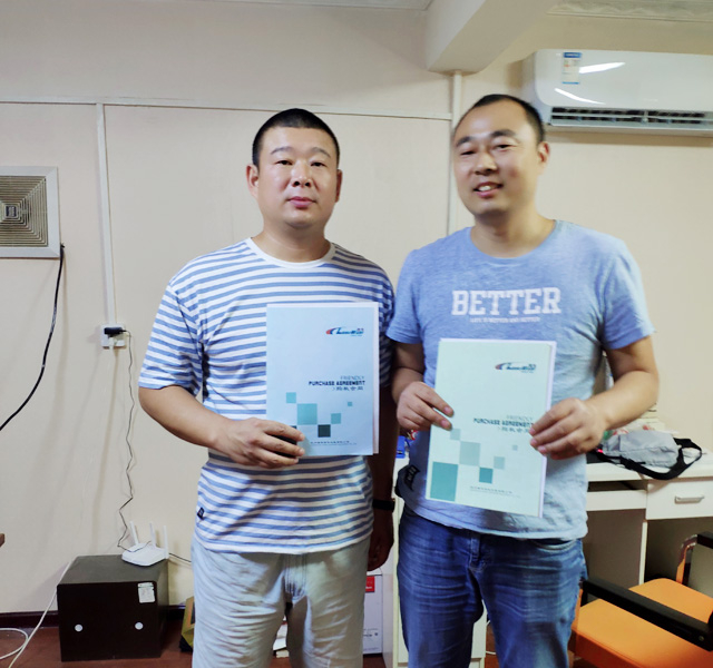 六月火爆热销中,河南省郑州市“融通汽车服务”订购一台镭豹WIN,代理商上门签约