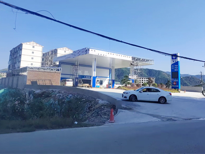 用户案例，两台镭鹰X1洗车机在湖南省靖州县链车加油站安装完成交付使用
