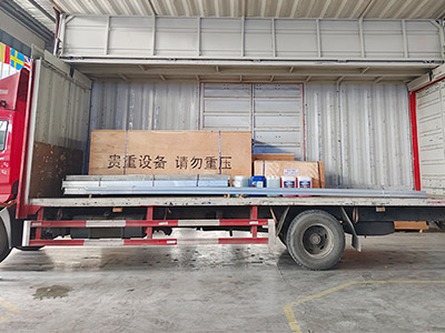 发货现场，镭鹰S90洗车机发往河北省保定市永兴加油站
