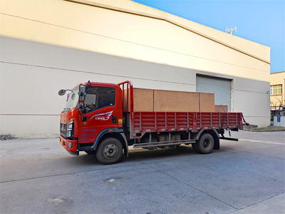 发货现场，镭鹰S90旗舰型洗车机发往广东省广州市