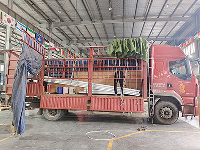 发货现场，镭鹰S90旗舰型洗车机发往江苏省镇江市