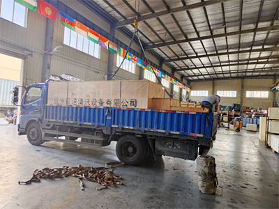 发货现场，镭鹰S90旗舰型洗车机发往甘肃省天水市中国石化渭南加油站