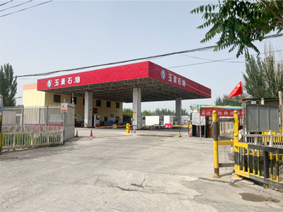 LEISUWASH S90洗车机在新疆喀什阿克陶县玉麦农机加油站安装完成交付使用