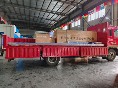 发货现场,LEISUWASH S90旗舰型洗车机发往云南省红河州